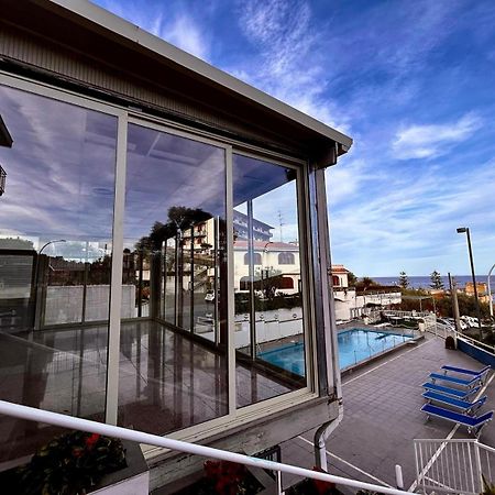 Hotel Lachea Aci Trezza Eksteriør bilde